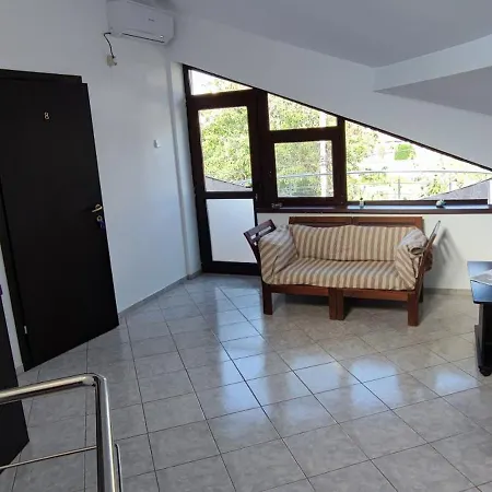 Casa Emelis 데포리노드
